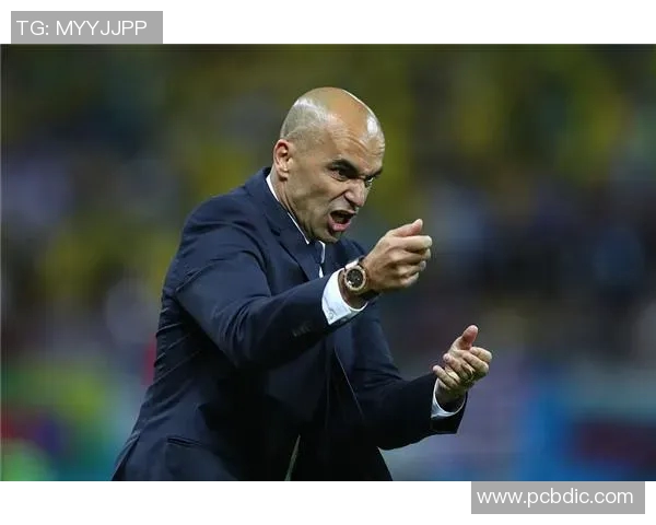 哈维西蒙斯的足球之路：从青训天才到职业赛场的闪耀明星